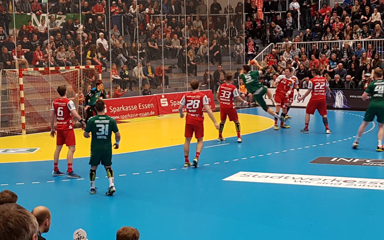 Der Tusem Essen hat in der 2. Handball-Bundesliga 25:25 gegen den ASV Hamm-Westfalen gespielt.