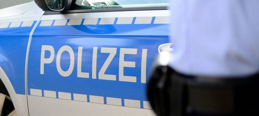 Essen: Polizei stoppt junge Auto-Protzer und Raser