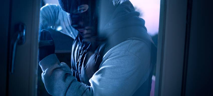 Polizei Essen: Gleich mehrere Einbrecher auf lauter Tat ertappt