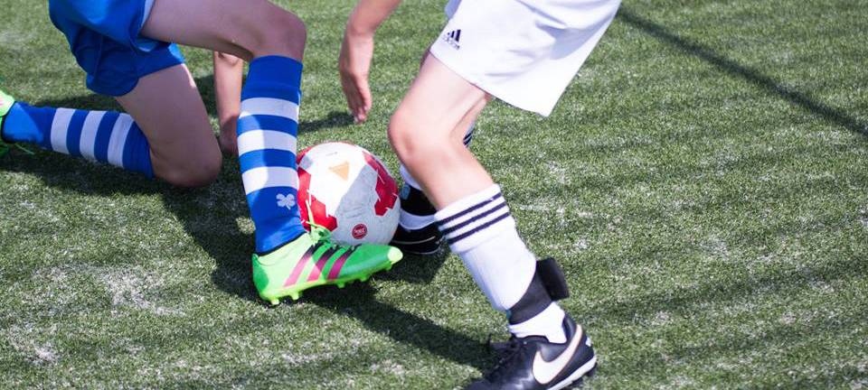 Der Verband der Essener Fußballvereine veurteilt Militärgrüße, Essener Fußballer finden Sanktionen zu hart