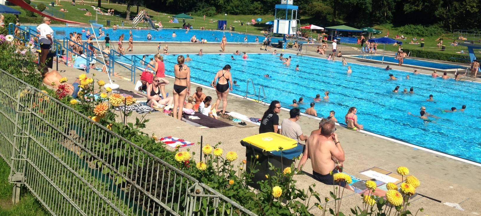 Stadt Essen: Corona-Regeln im Freibad unbedingt einhalten!