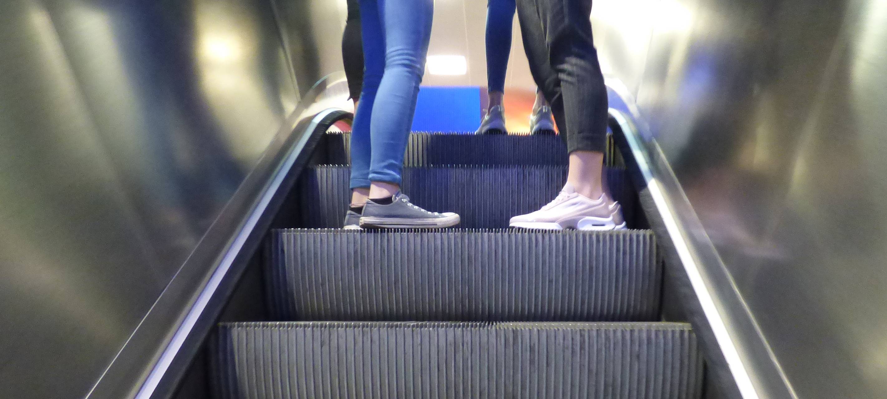 Neue Rolltreppen für U-Bahnhof in Essen-Altenessen