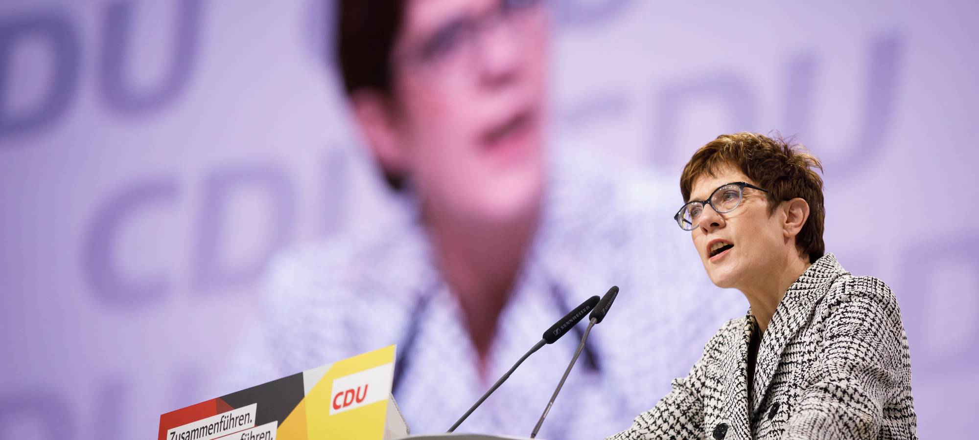 Uni Duisburg-Essen: Ex-CDU-Chefin übernimmt Gastprofessur