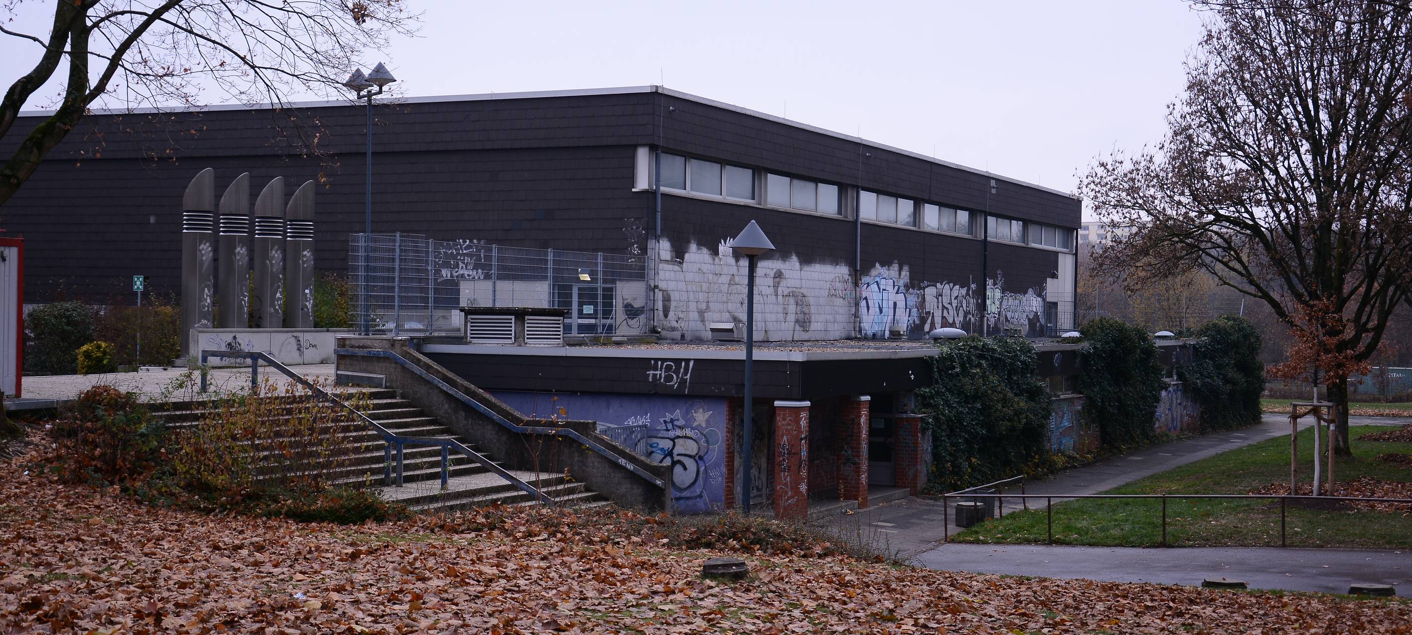 Turnhalle an der Wolfskuhle: Sanierung in Essen planmäßig