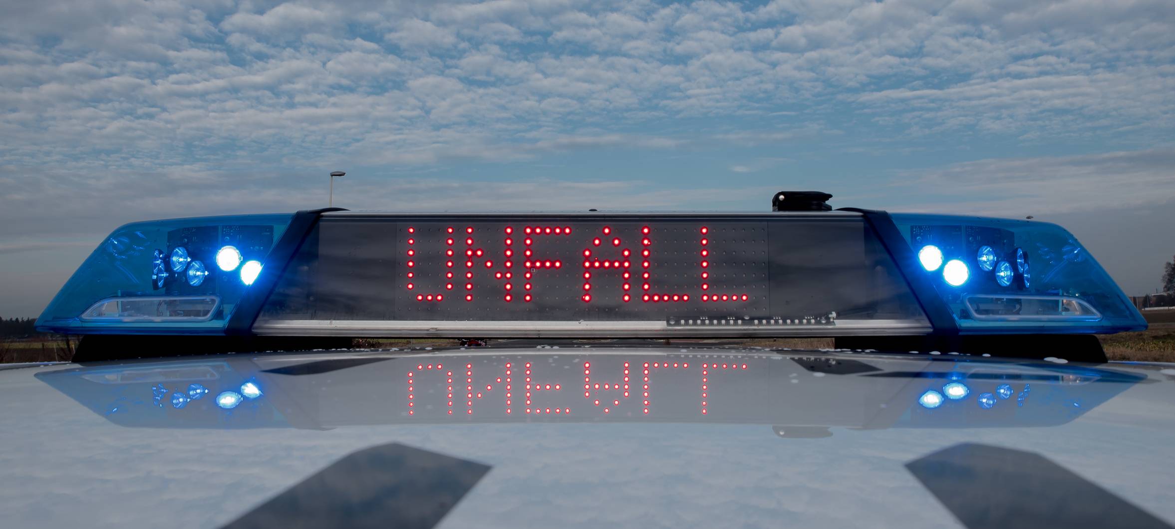 Schwerer Unfall mit Motorrad in Essen: Kreuzung gesperrt