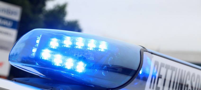 Polizei Essen: Streifenwagen brennt - war es Brandstiftung?