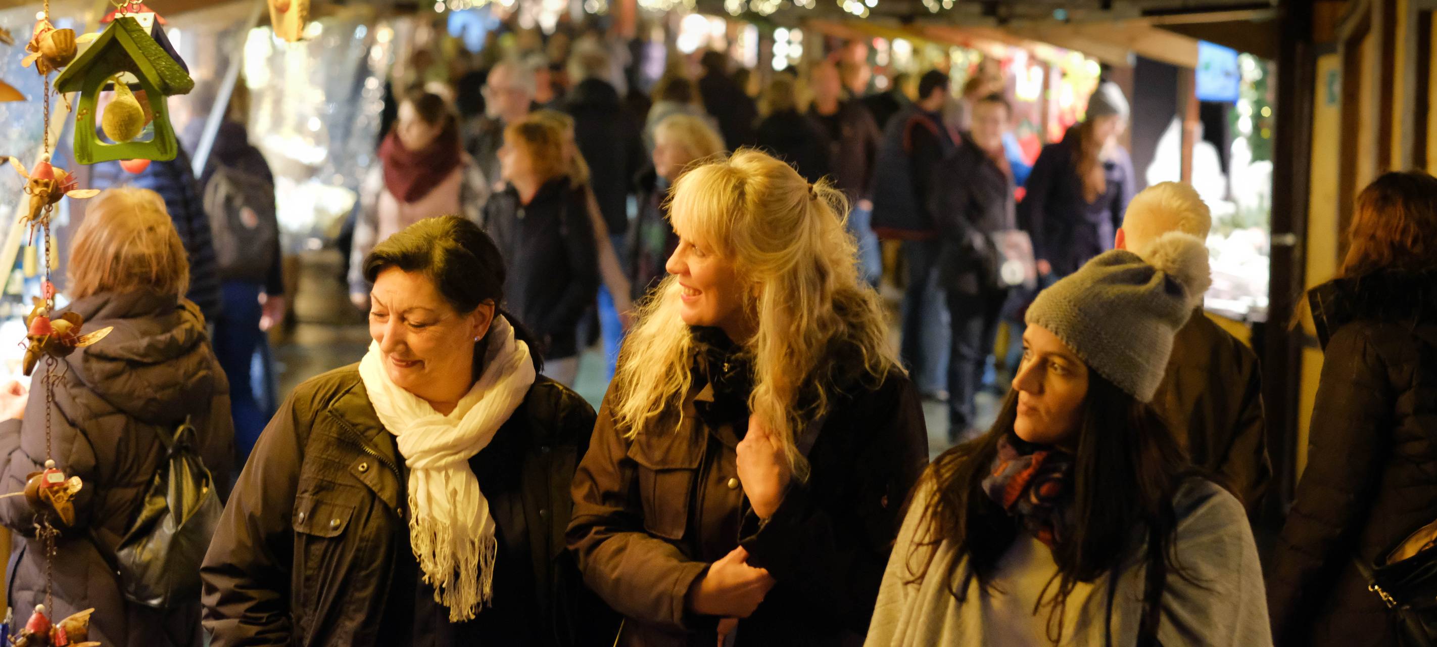 Eröffnung des Weihnachtsmarktes am 23. November 2017 durch OB Thomas Kufen auf dem Kennedyplatz in Essen.
