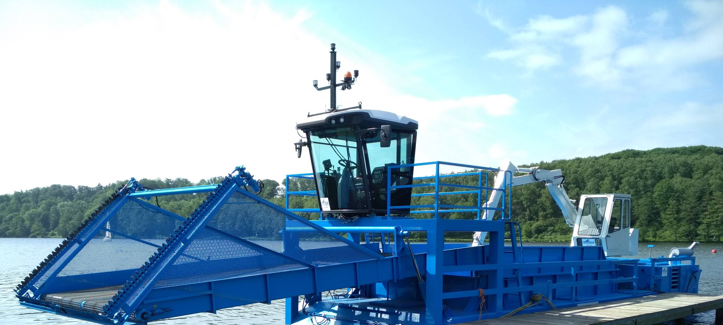 In Essen sind wieder zwei Mähboote im Einsatz