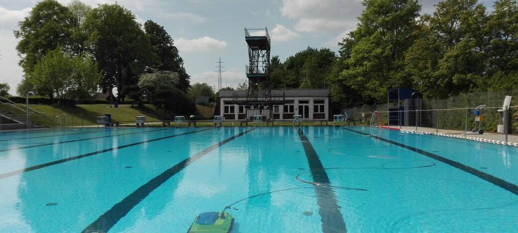 Stadt Essen: Corona-Regeln im Freibad unbedingt einhalten!