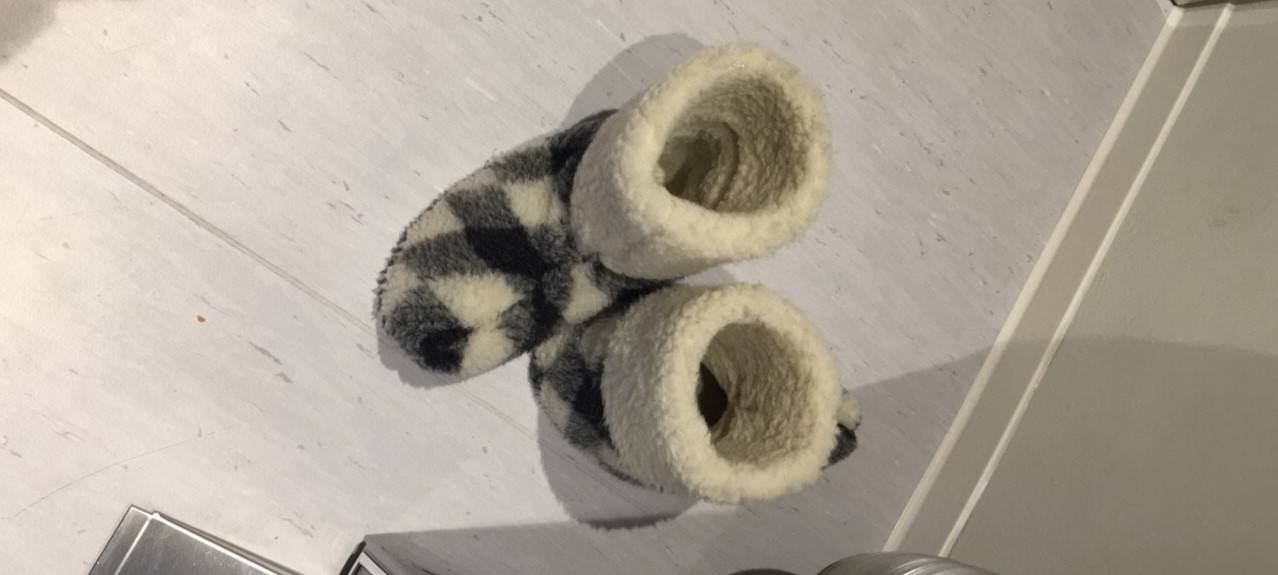 Winter-Hausschuhe für die Kryokammer im Südviertel in Essen