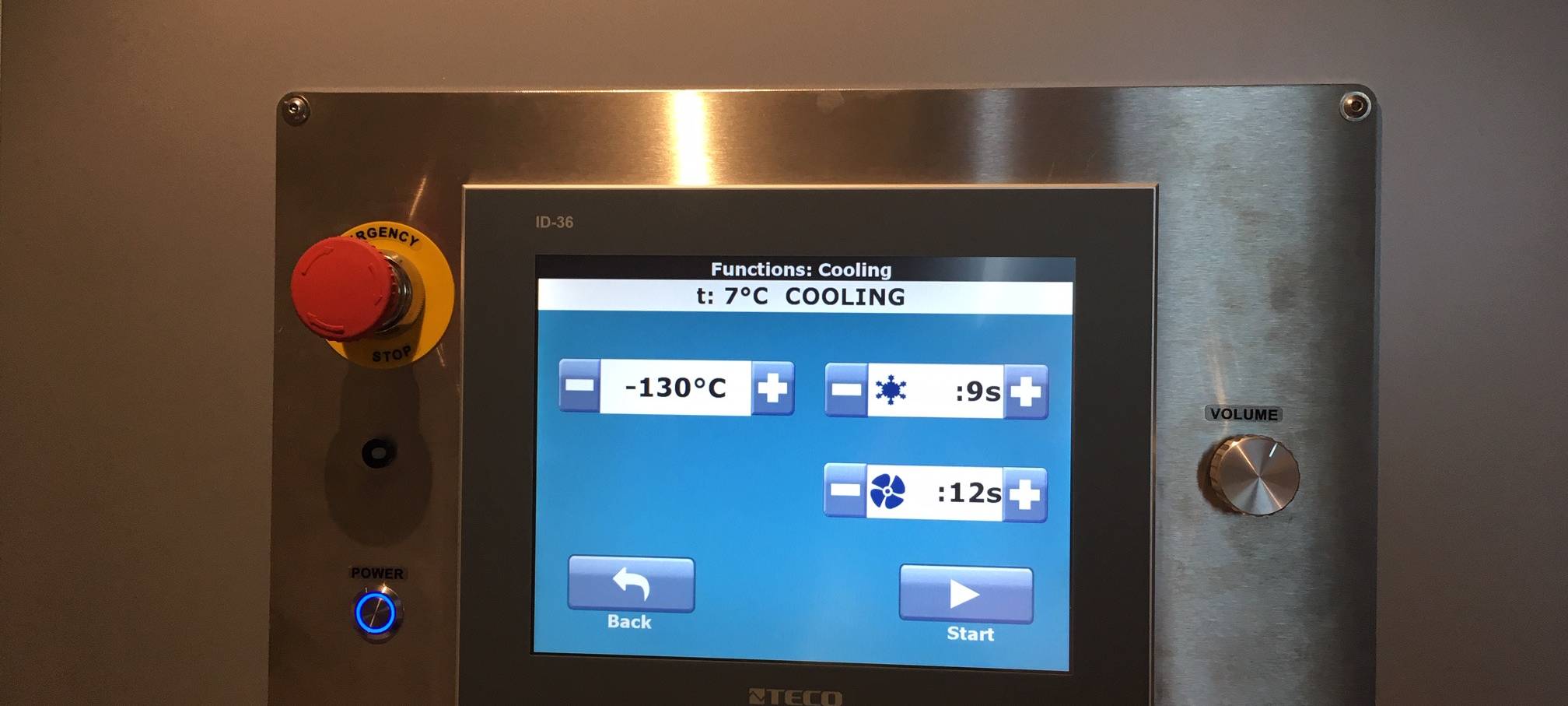 Temperatur-Bildschirm der Kryokammer im Südviertel in Essen