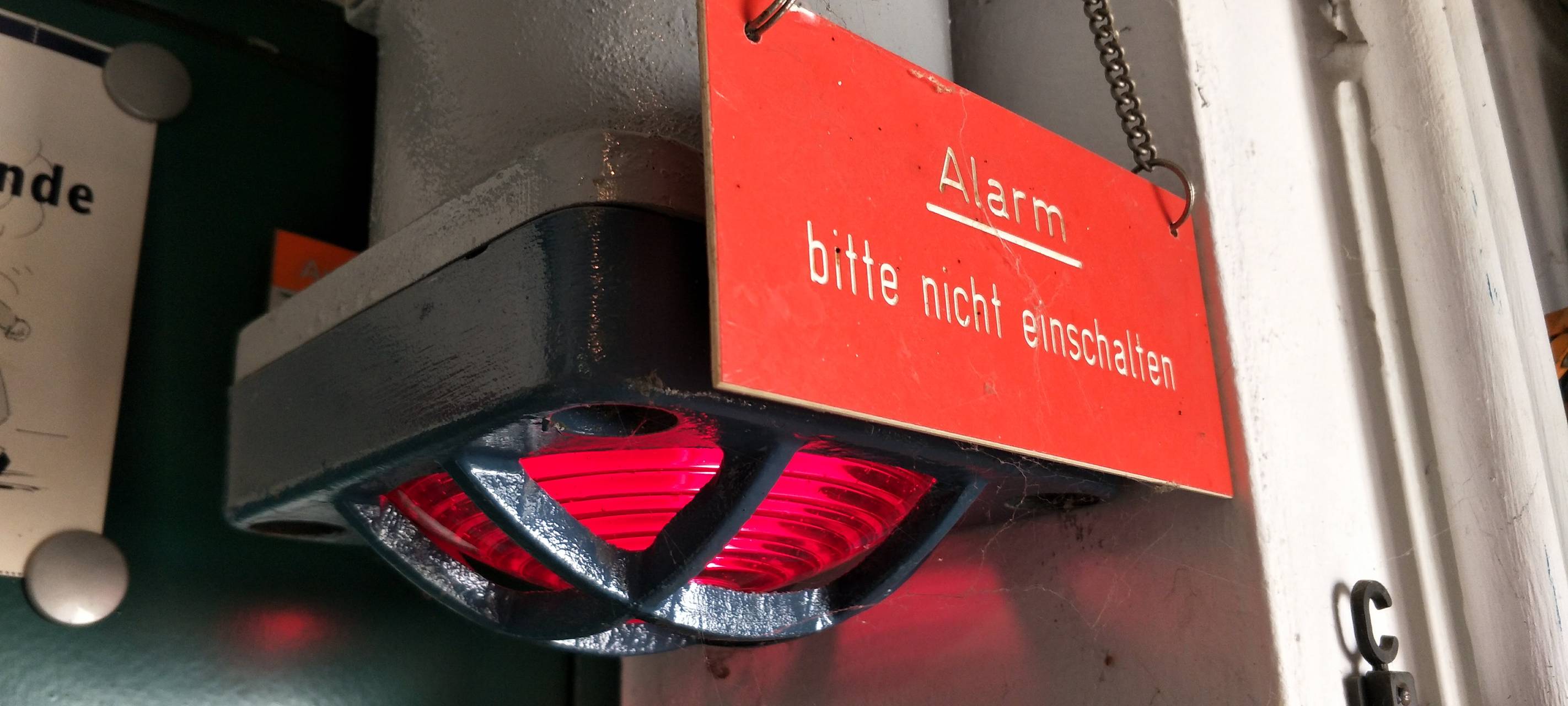 Alarmlampe in rot aus dem Bergbau