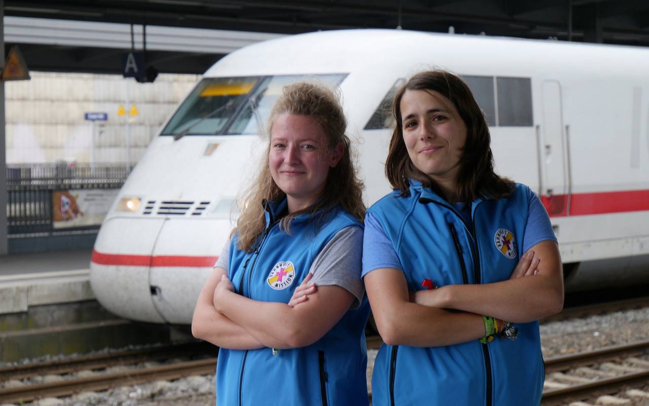 Bahnhofsmission Essen: Lena Ackermann und Mandy Eckardt 