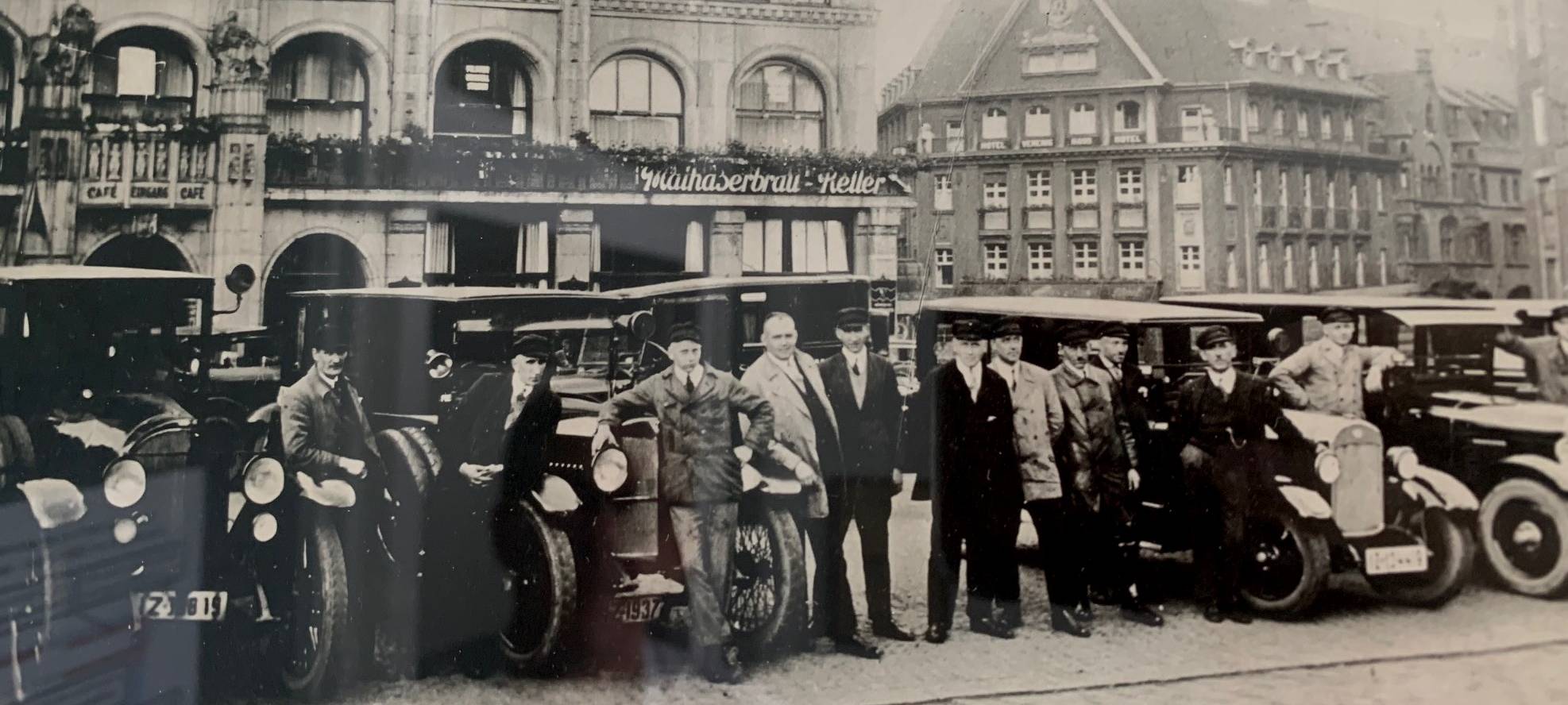 Taxi Essen feiert 100-jähriges Firmenjubiläum