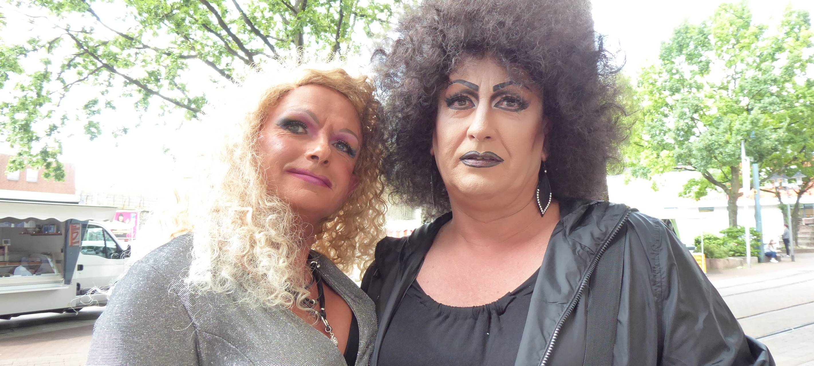 Travestiekünstler auf dem Borbecker Marktfest