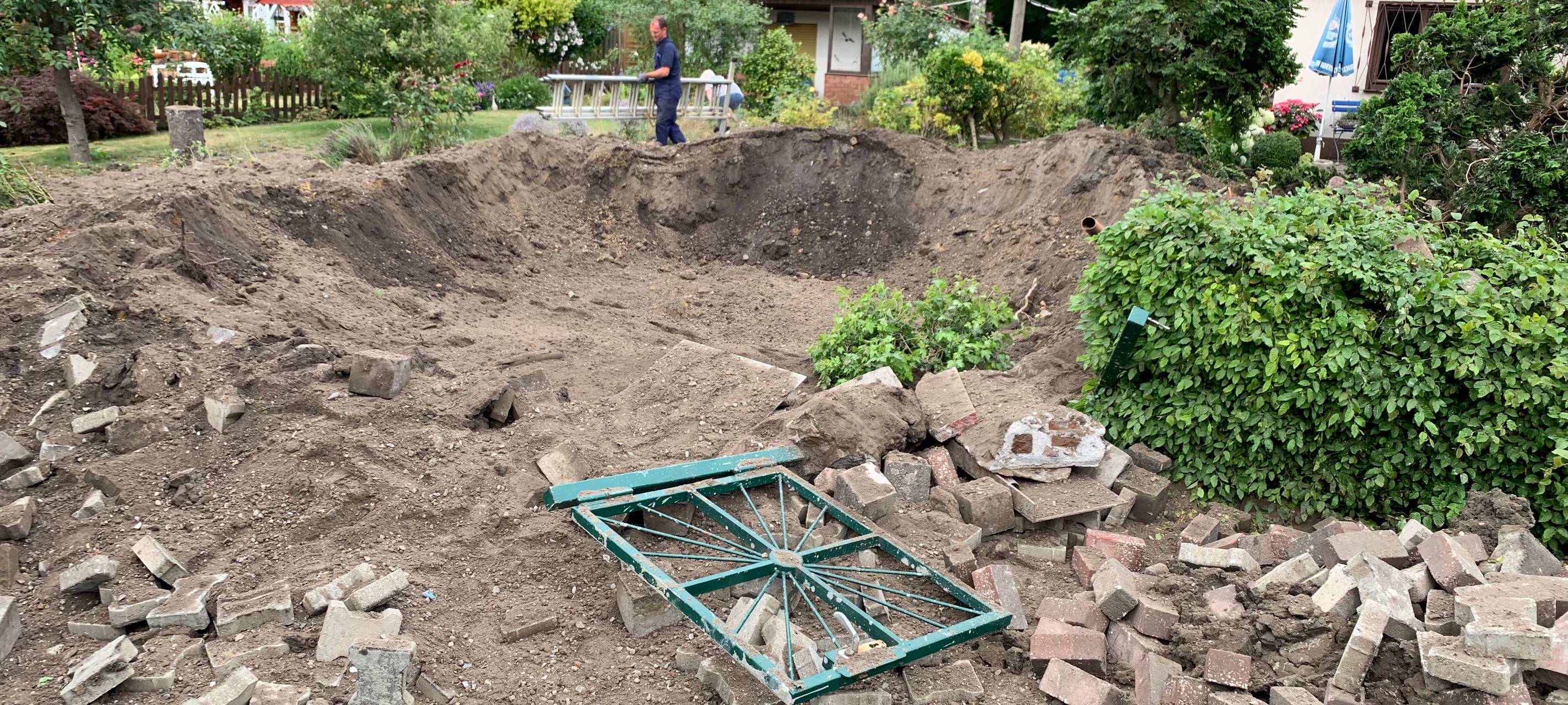 Kaputter Kleingarten in Altenessen nach Sprenung eines Blindgängers