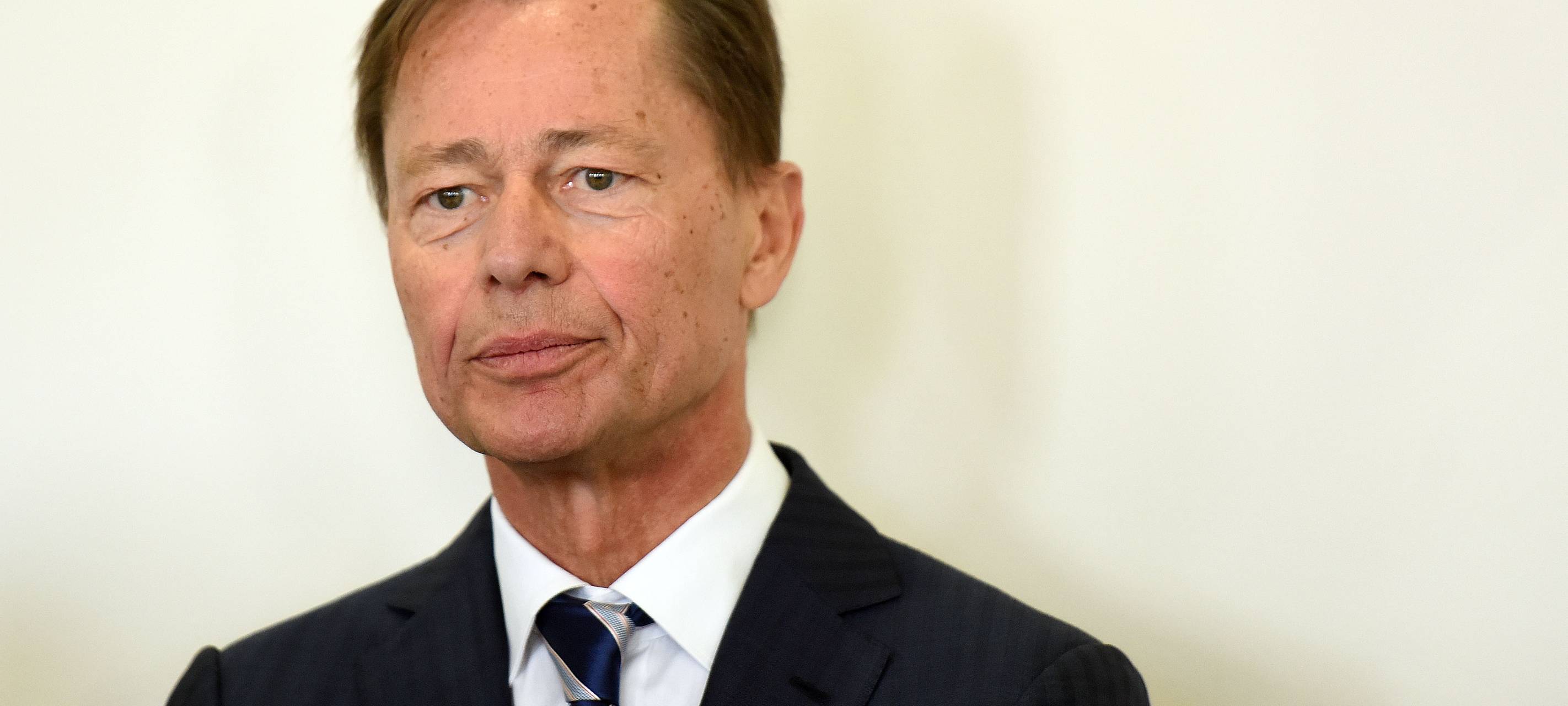 Auf dem Bild ist Thomas Middelhoff zu sehen, der unter anderem Karstadt in Bredeney führte.