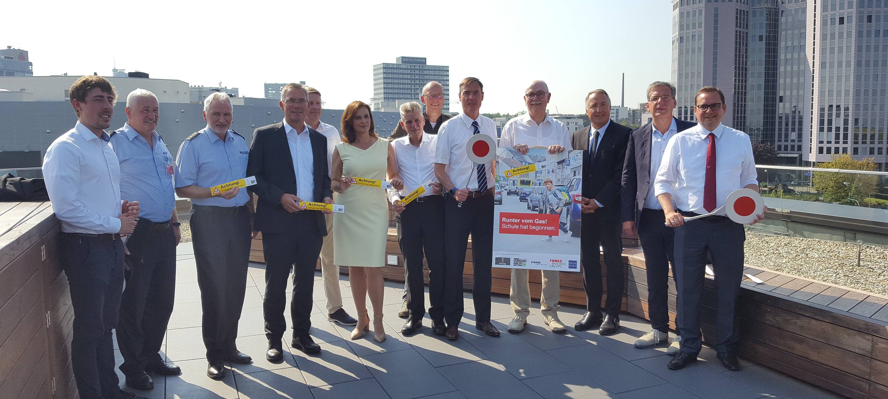 Die Verkehrswacht stellt die Aktion vor. Auch dabei: Oberbürgermeister Thomas Kufen.