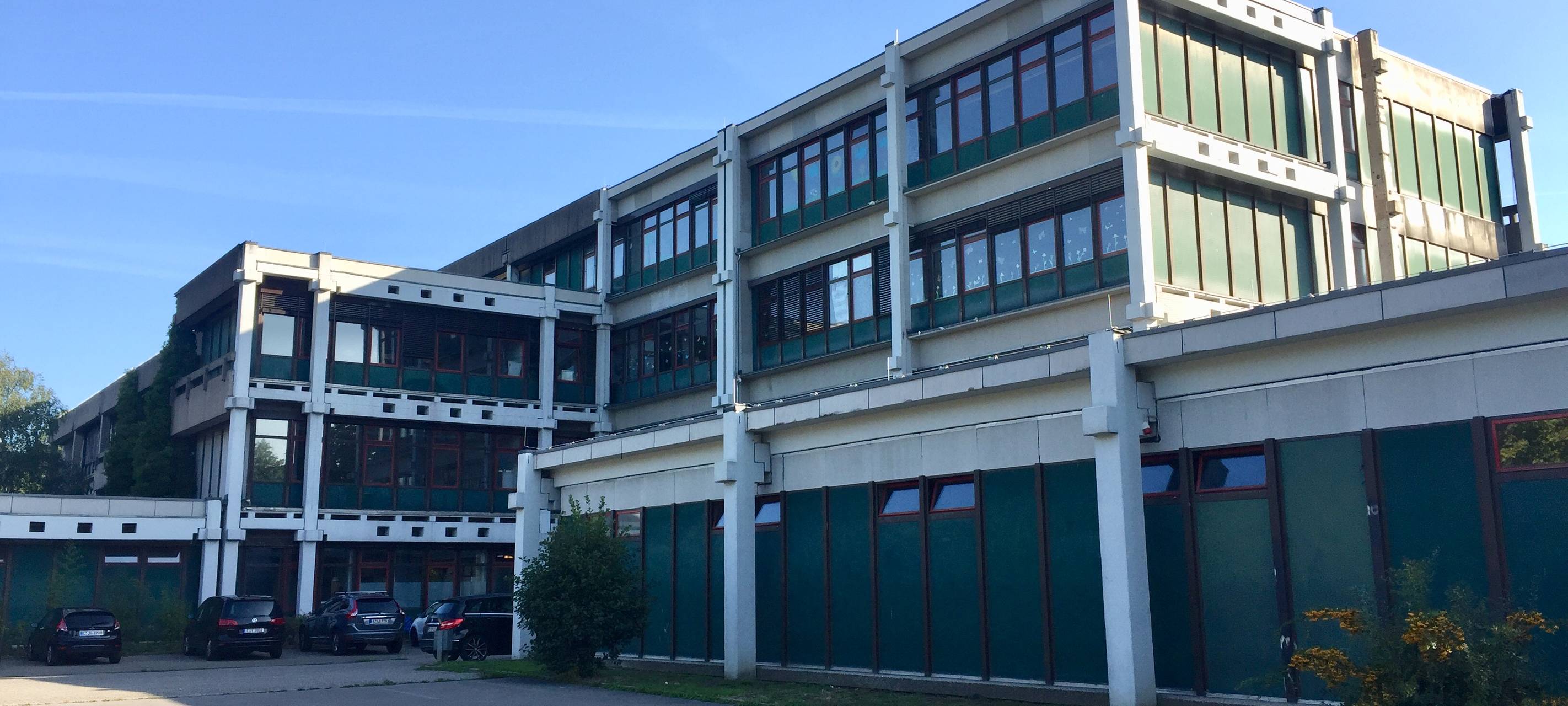 Abtransport asbesthaltiger Bauschutt von Gustav-Heinemann-Gesamtschule startet