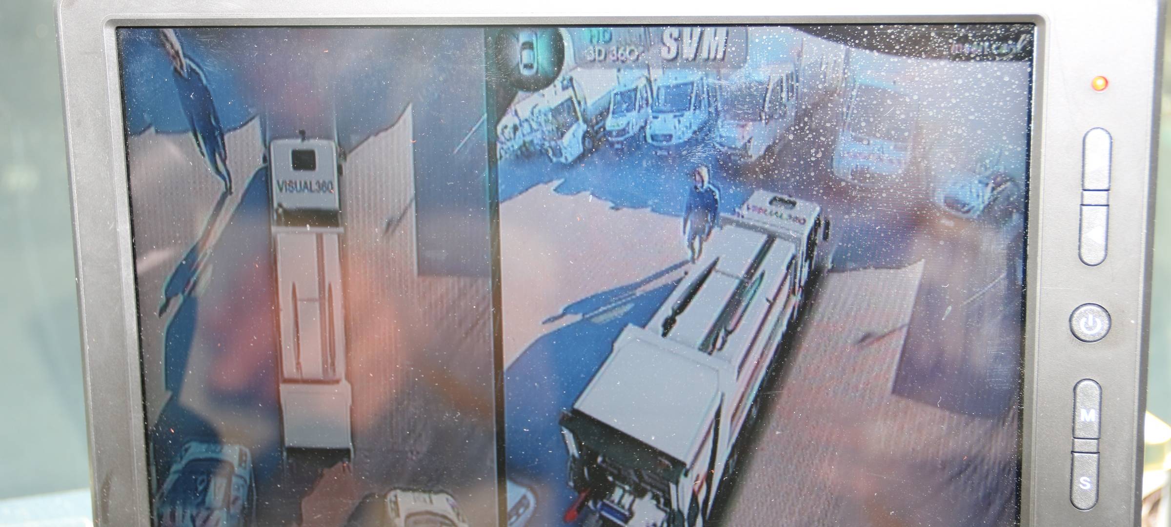 Monitorbild für den Fahrer des EBE-Müllfahrzeugs