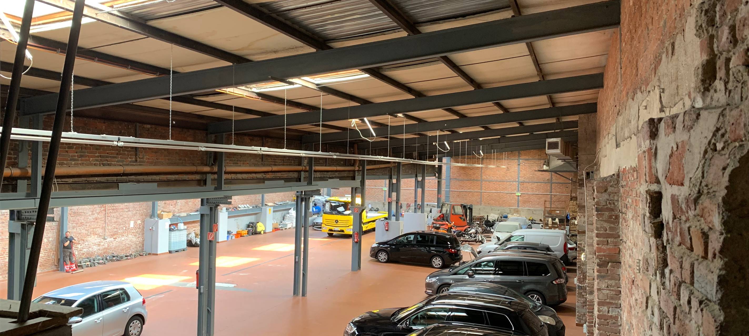 25 Falschparker werden jeden Tag in Essen abgeschleppt