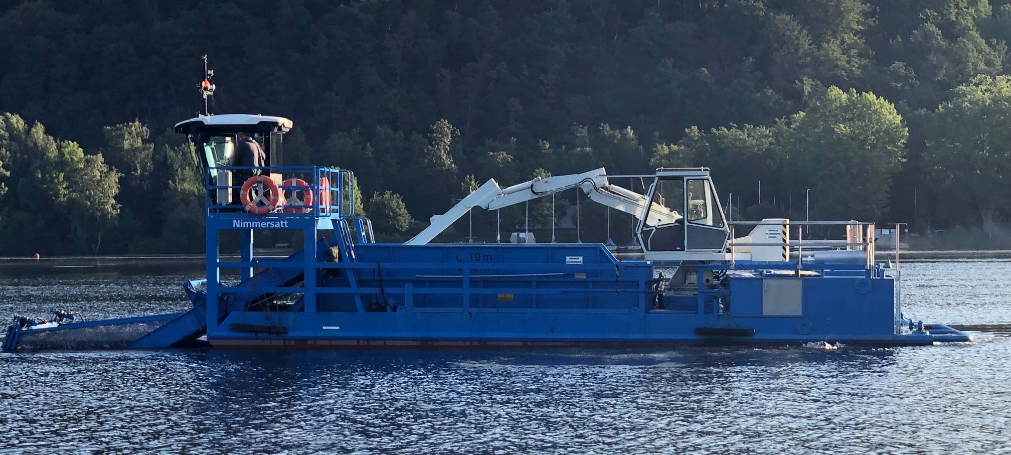 Mähboot auf dem Baldeneysee wieder im Einsatz