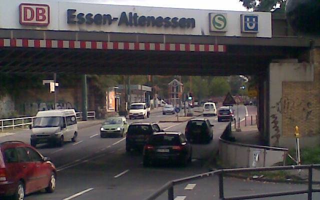 Bahnhof in Essen-Altenessen mit Altenessener Straße