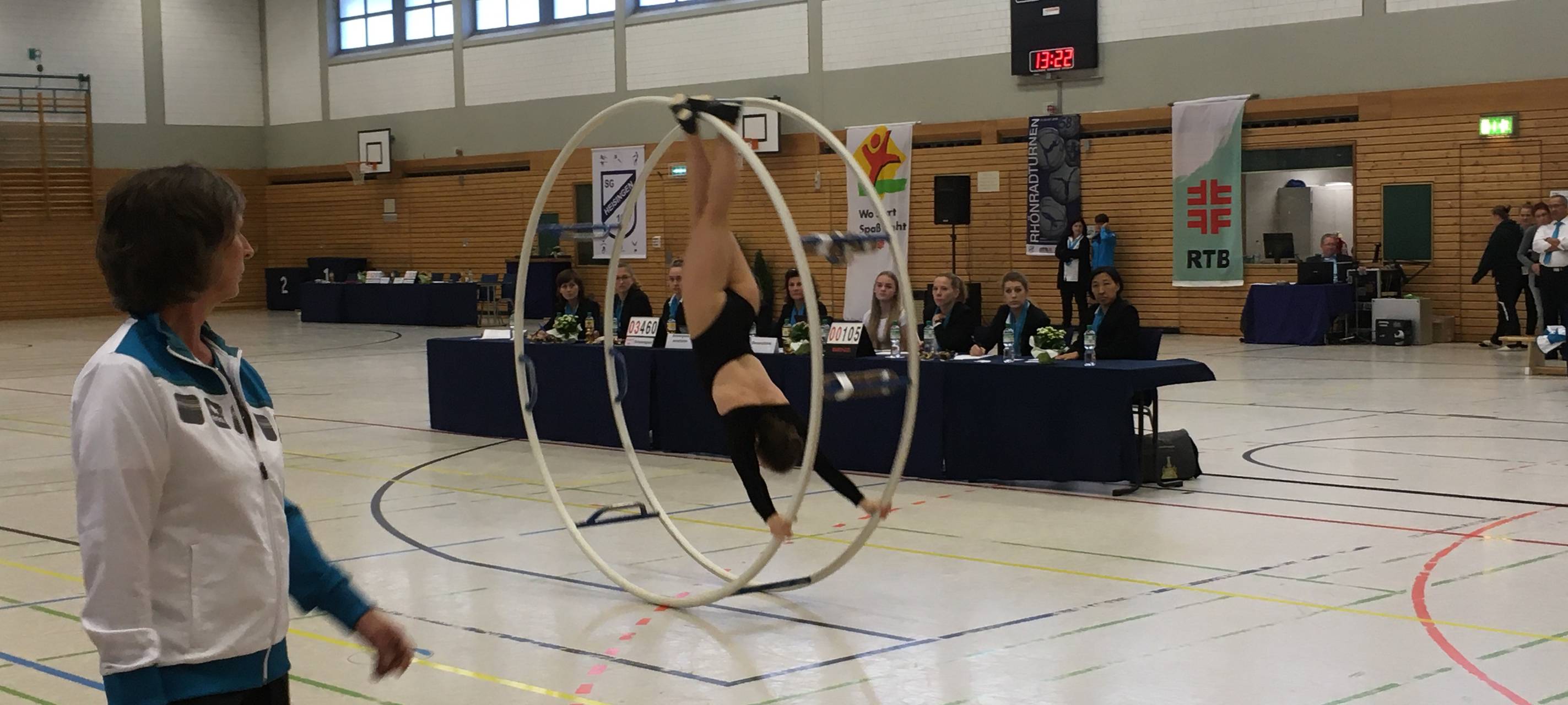 Teilnehmerin beim Rhönradturnen