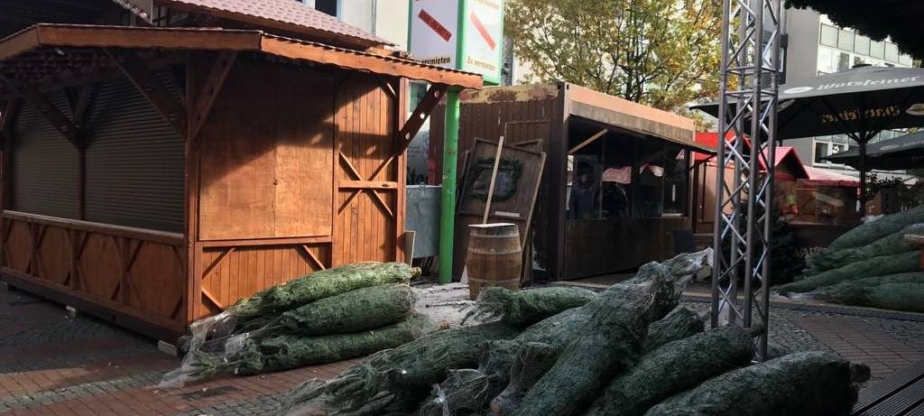 Aufbau Steeler Weihnachtsmarkt