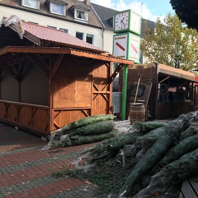 Aufbau Steeler Weihnachtsmarkt