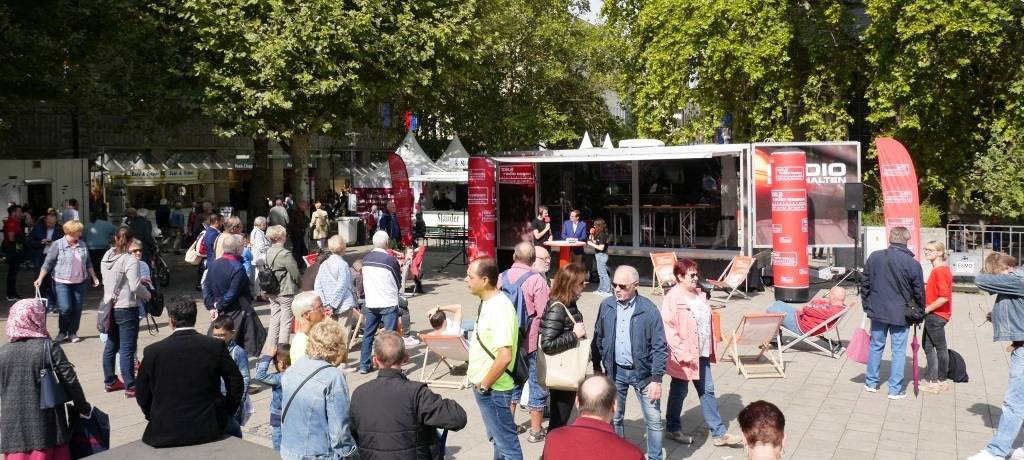 Essen Original 2019 Gläsernes Studio am Burgplatz