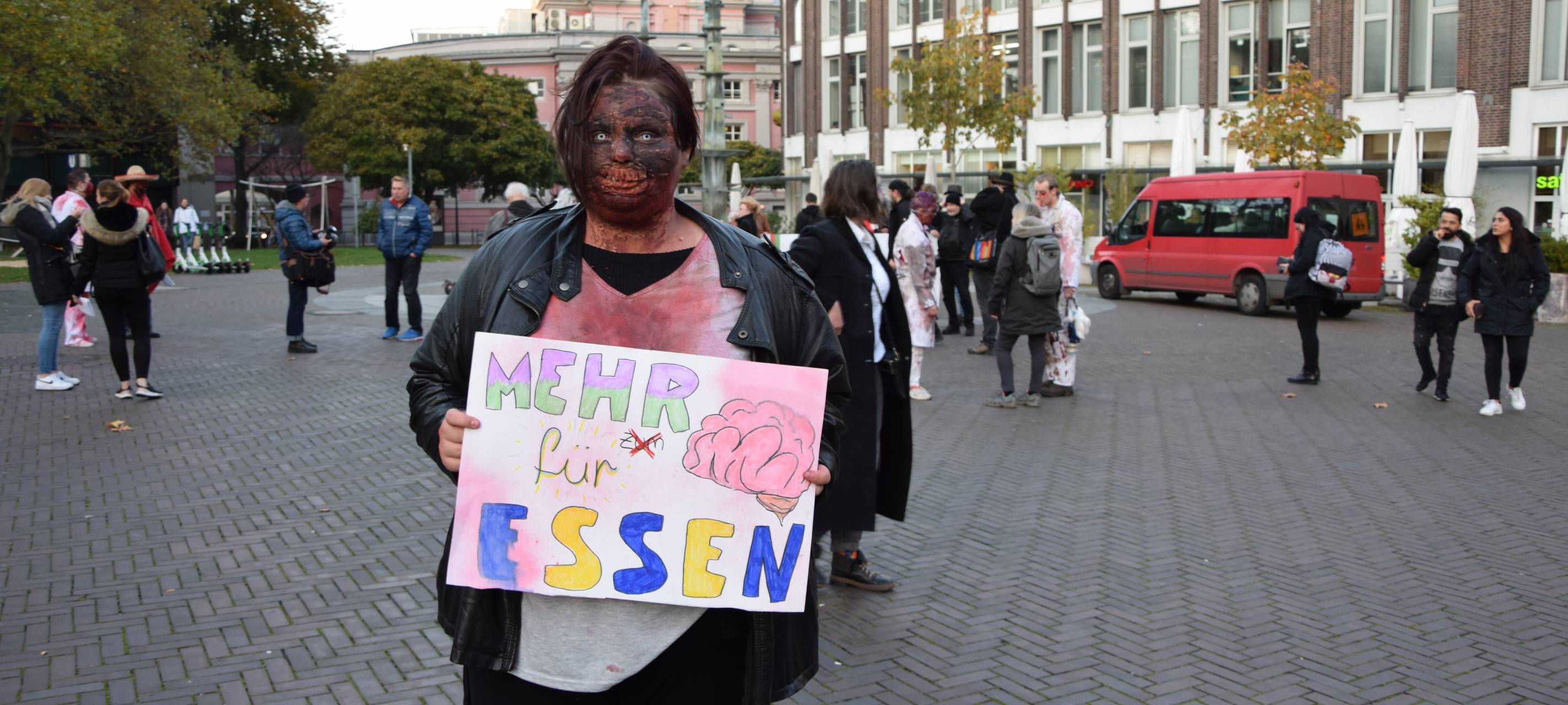 Zombie-Demo für eine andere Essener Innenstadt