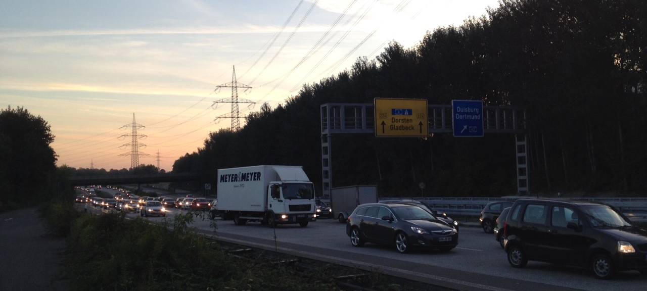 Autobahnsperrung in Essen wegen Reinigungsarbeiten