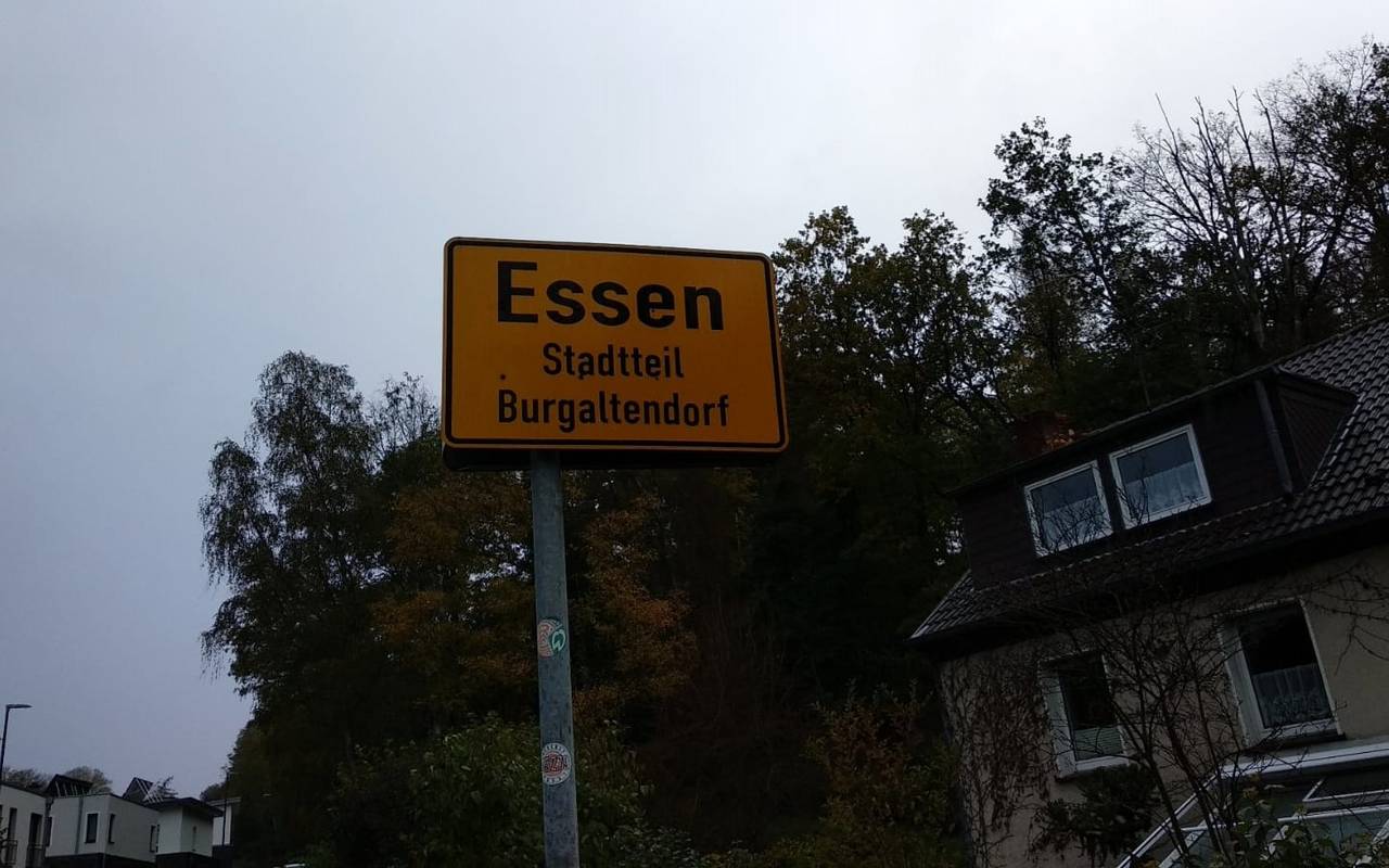 Ortsschild Essen Burgaltendorf