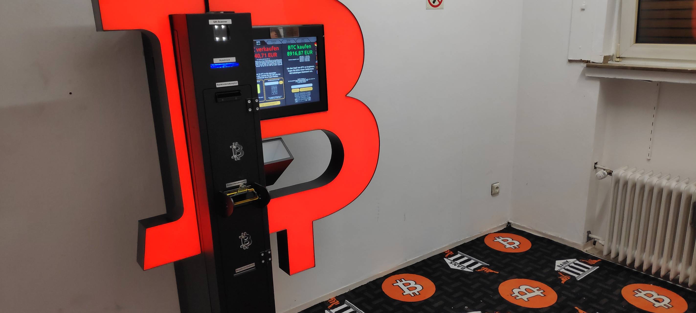 Bitcoins in Essen: Schon an zwei Automaten erhältlich