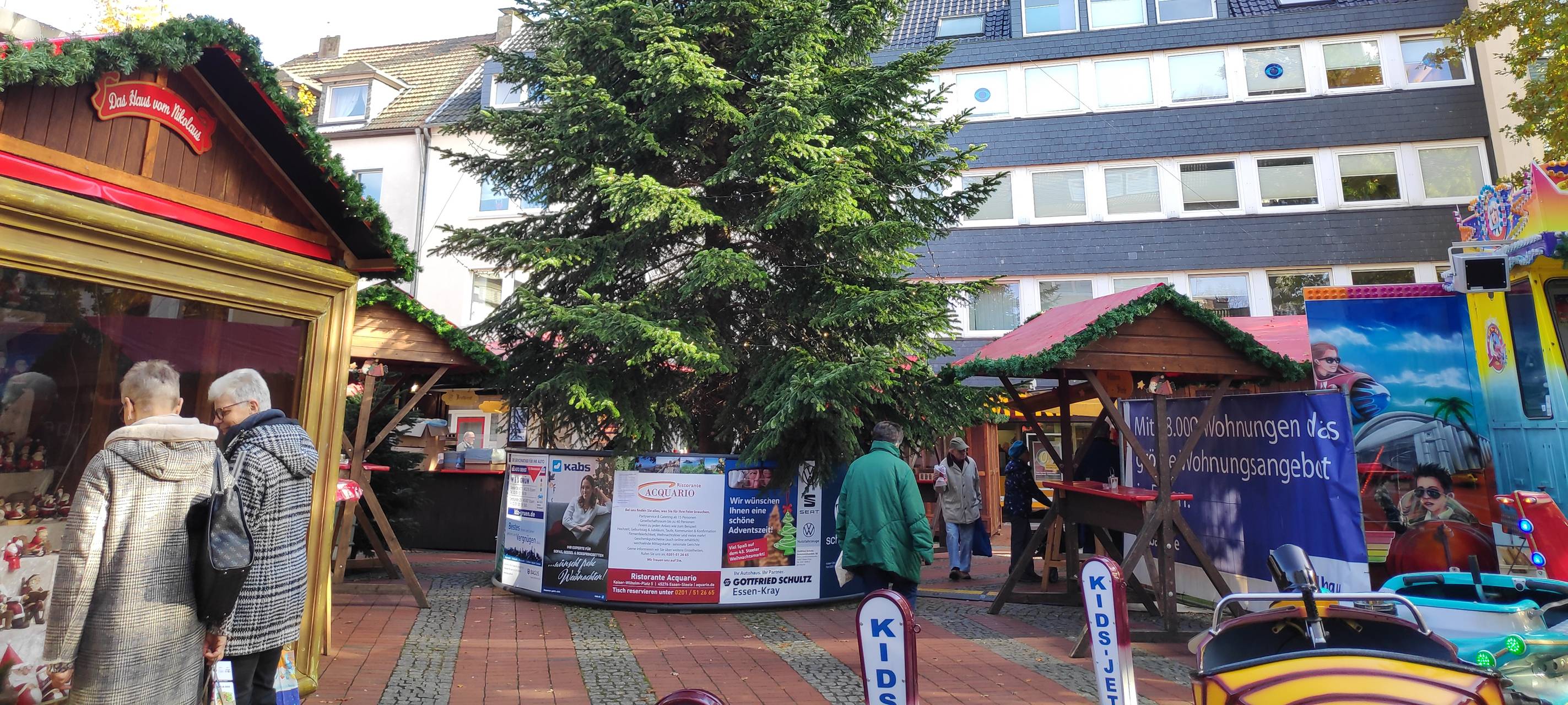 Essen: Weihnachtsmarkt in Steele öffnet - ohne Fahrgeschäfte und Glühwein