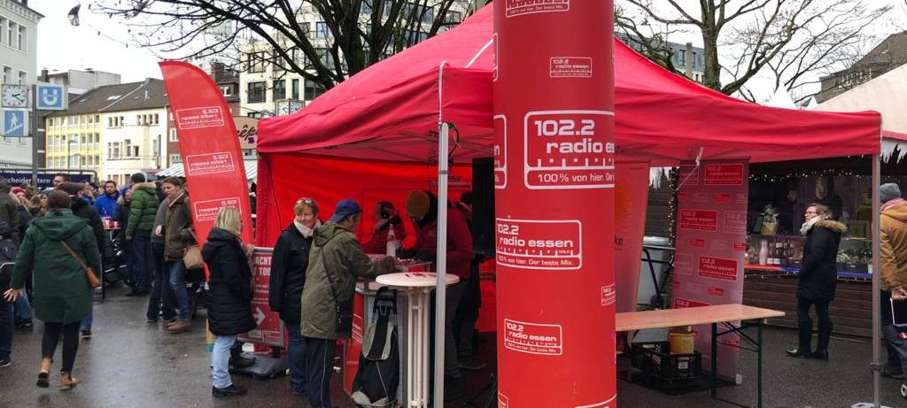 Bei Wind und Regen in Rüttenscheid, der letzte Halt unserer Weihnachtsmarkttour.