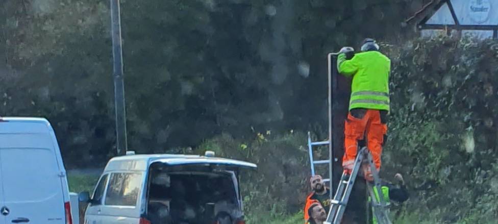 Die Blitzersäule ist von der A52 zur Bredeneyer Straße in Essen gezogen.