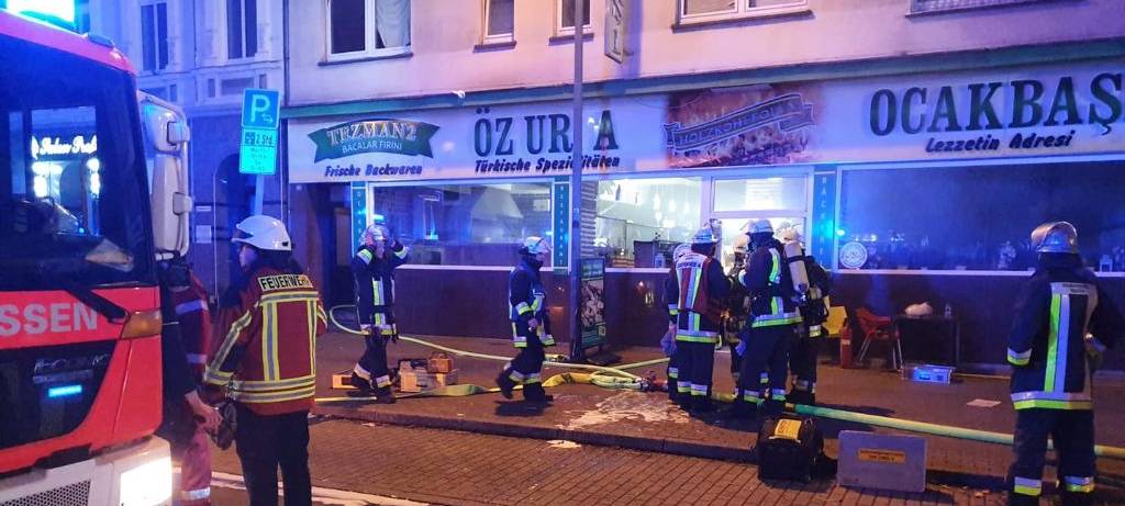 Feuer im Restaurant Öz Urfa in Essen-Altenessen