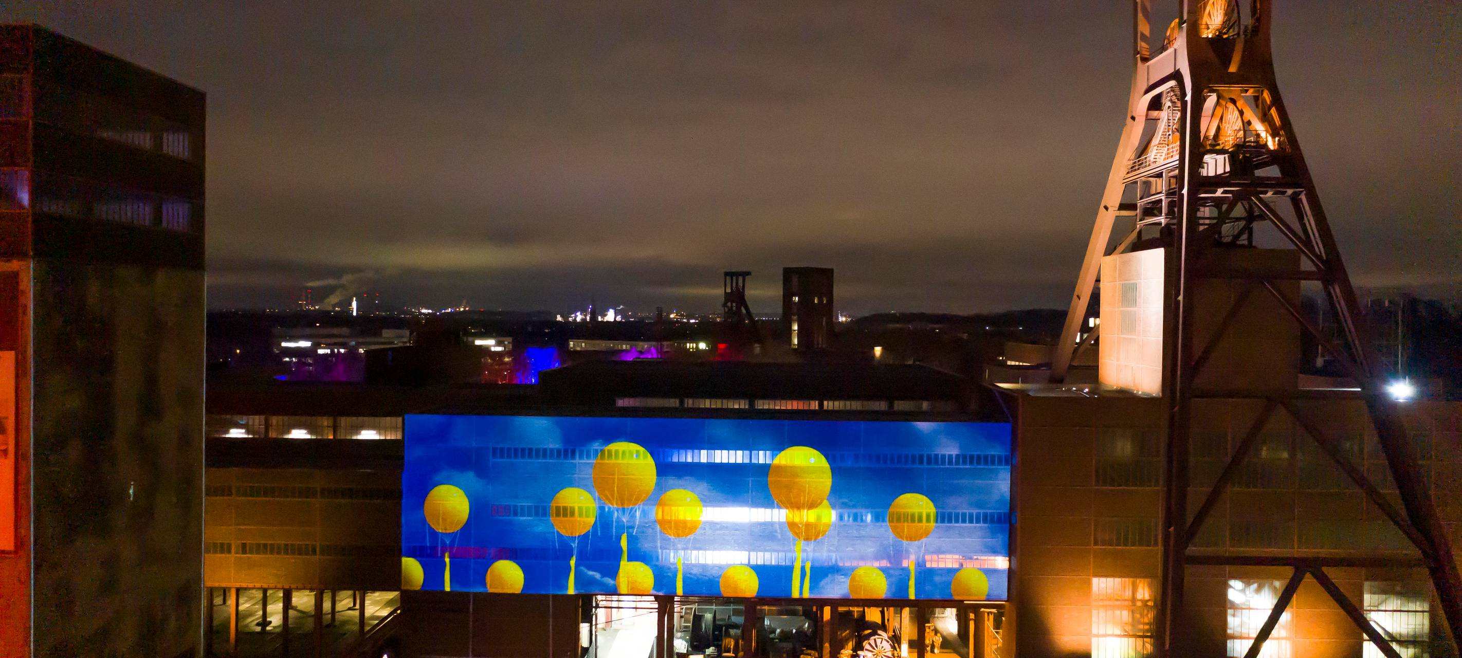 Fest Ruhr Museum 10 nach 10 mit Projektionen an Zollverein.