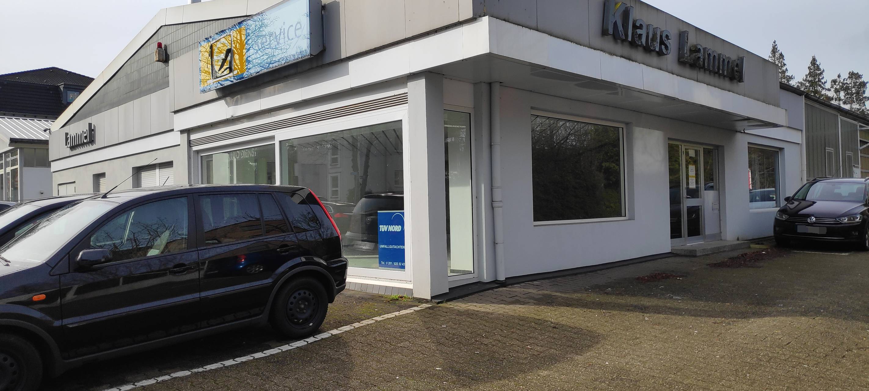 Ehemaliges Autohaus in Essen wird ALDI Markt