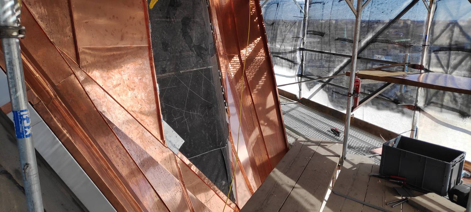 Arbeiten an Kirchturm in Essen gehen trotz Corona weiter