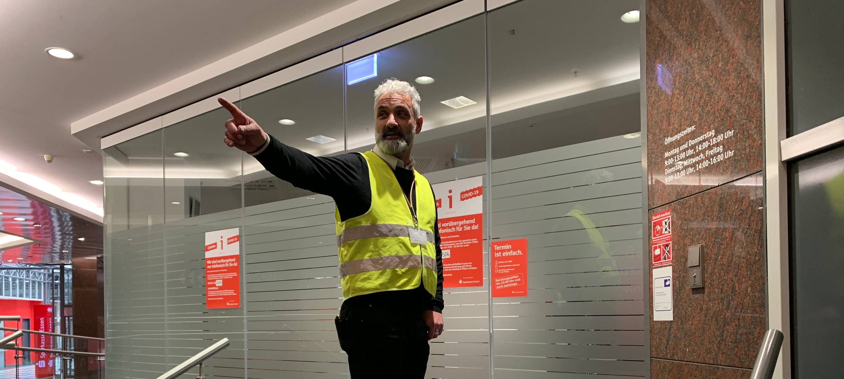 Essener Sicherheitsdienste bewachen in Corona-Krise Supermärkte statt Clubs