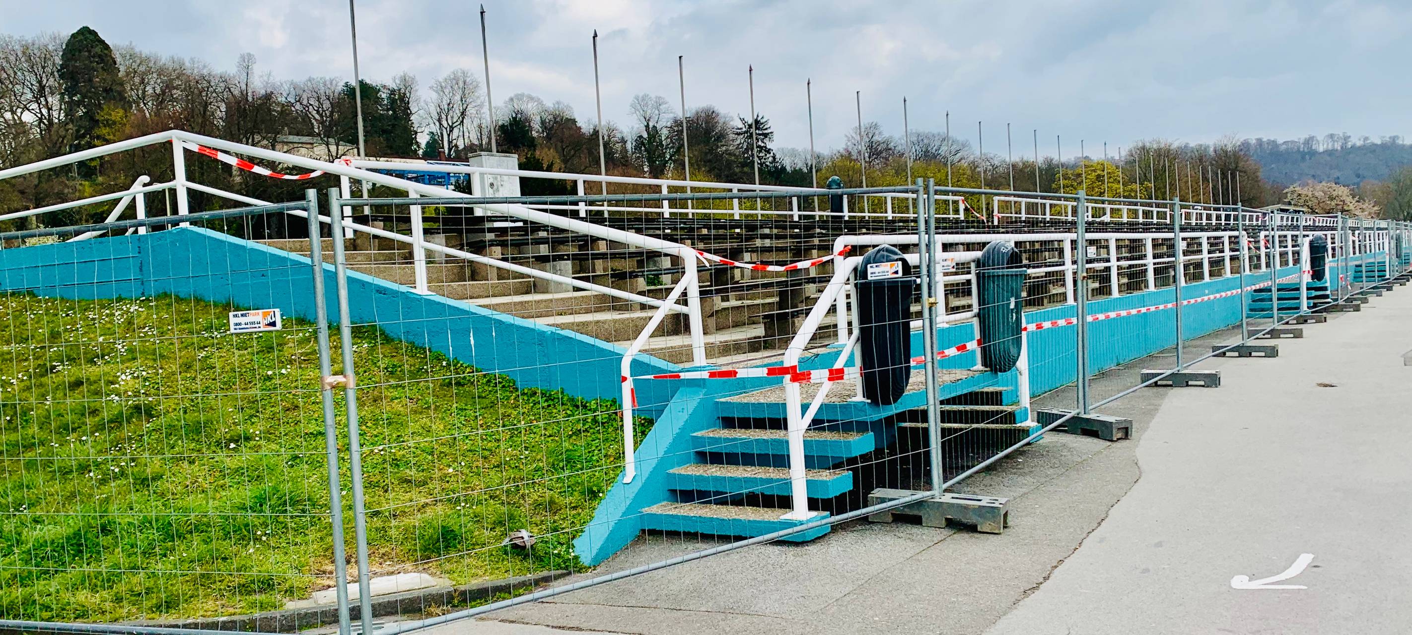Tribüne am Baldeneysee in Essen gesperrt