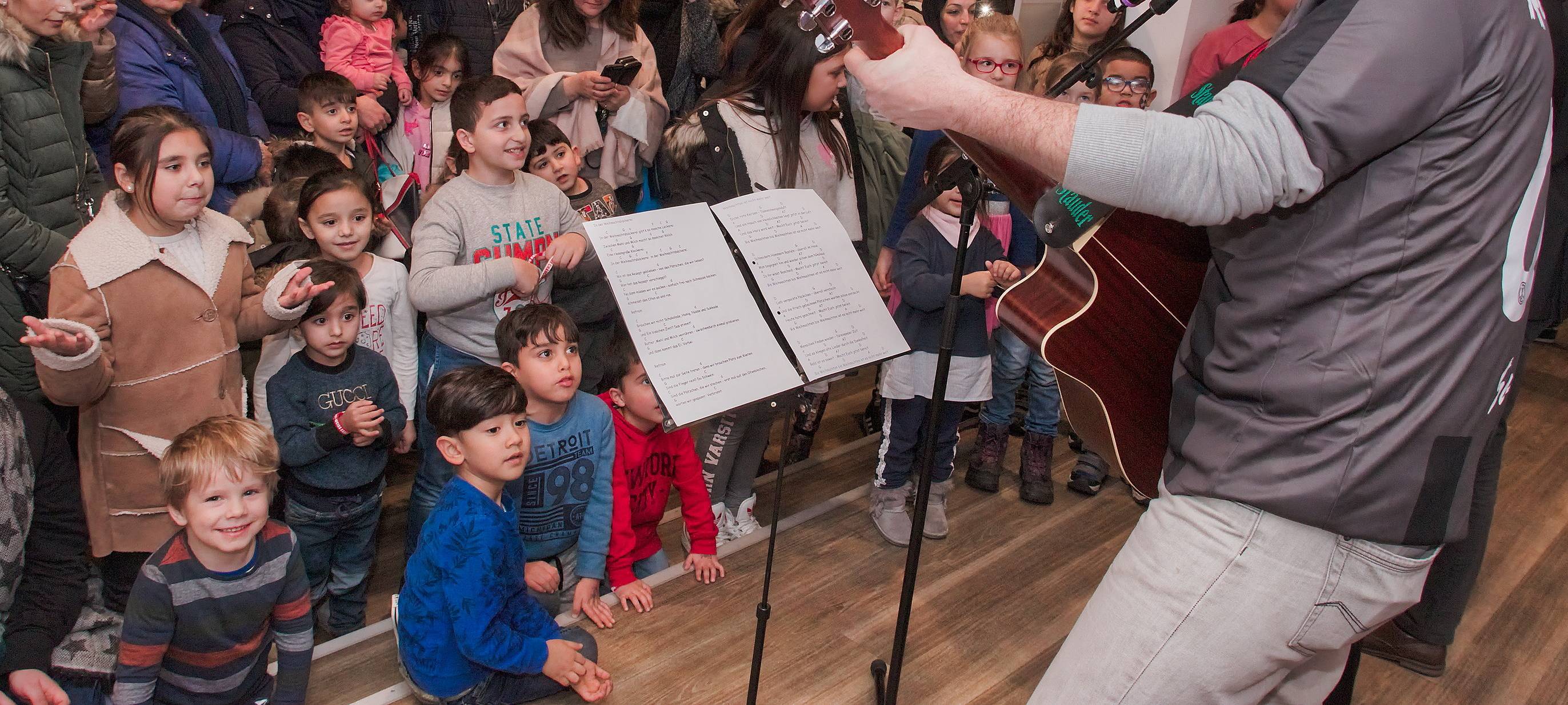 RWE-Fan gibt Online-Weihnachtskonzert