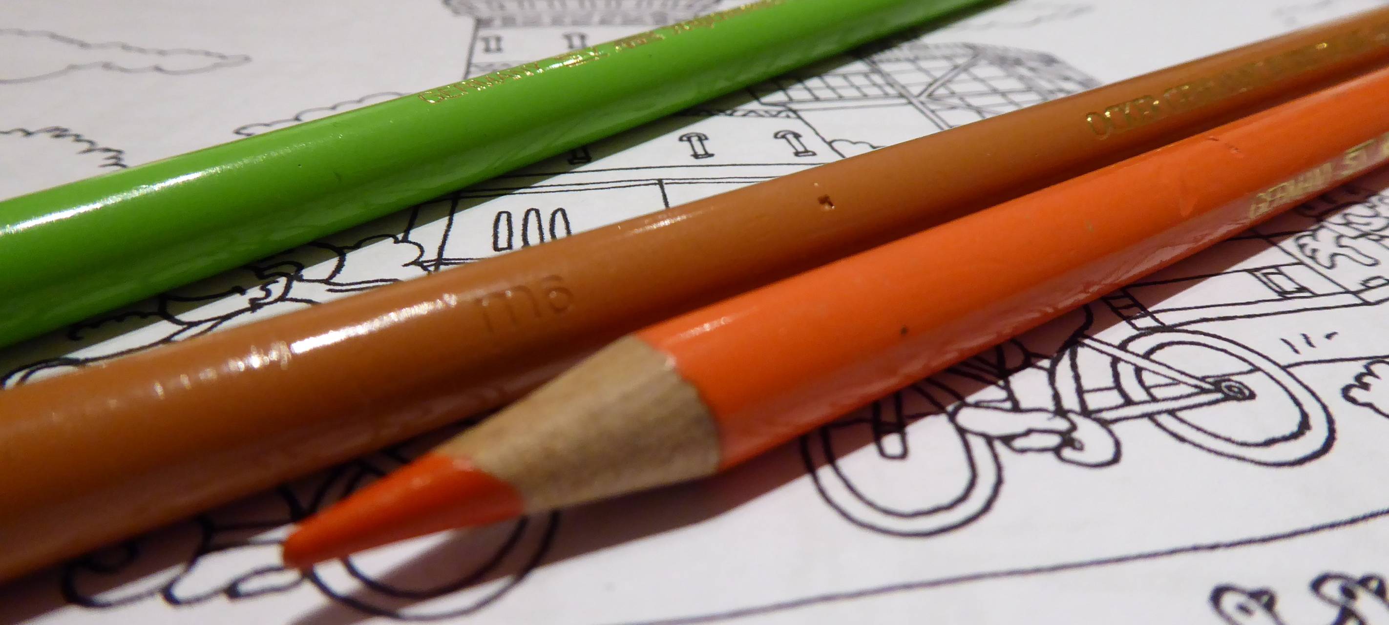 Von Künstlern wie dem Zeichner Jörg Hilbert (Ritter Rost) gibt es jeden Tag neue Pott-Motive zum Ausmalen.