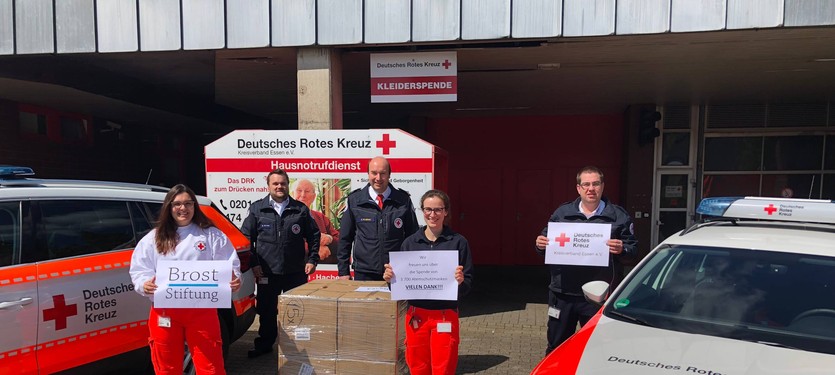 Spende während Corona in Essen: Deutsches Rotes Kreuz bekommt Atemschutzmasken von Brost-Stiftung