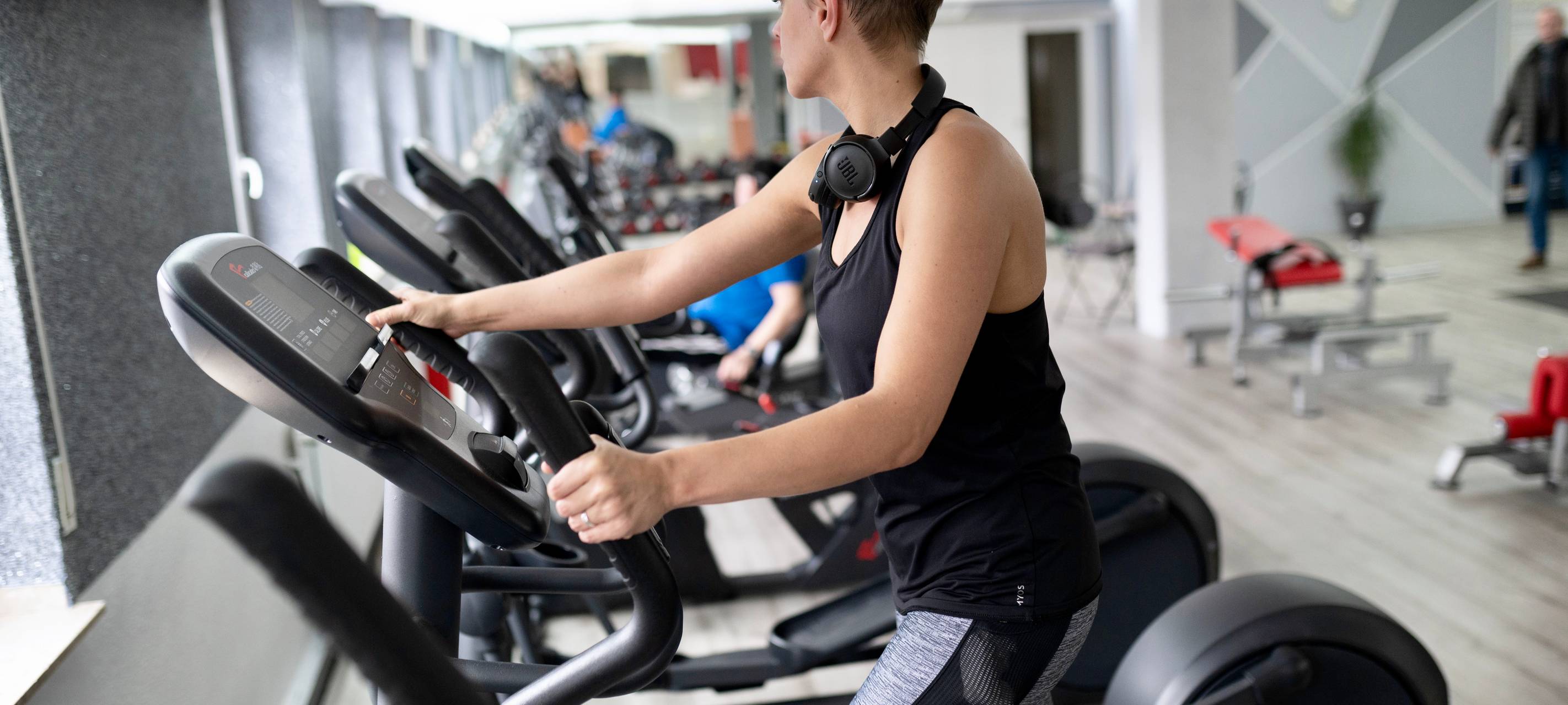 Sabrina trainiert in Gelsenkirchen im Fitness-Studio California