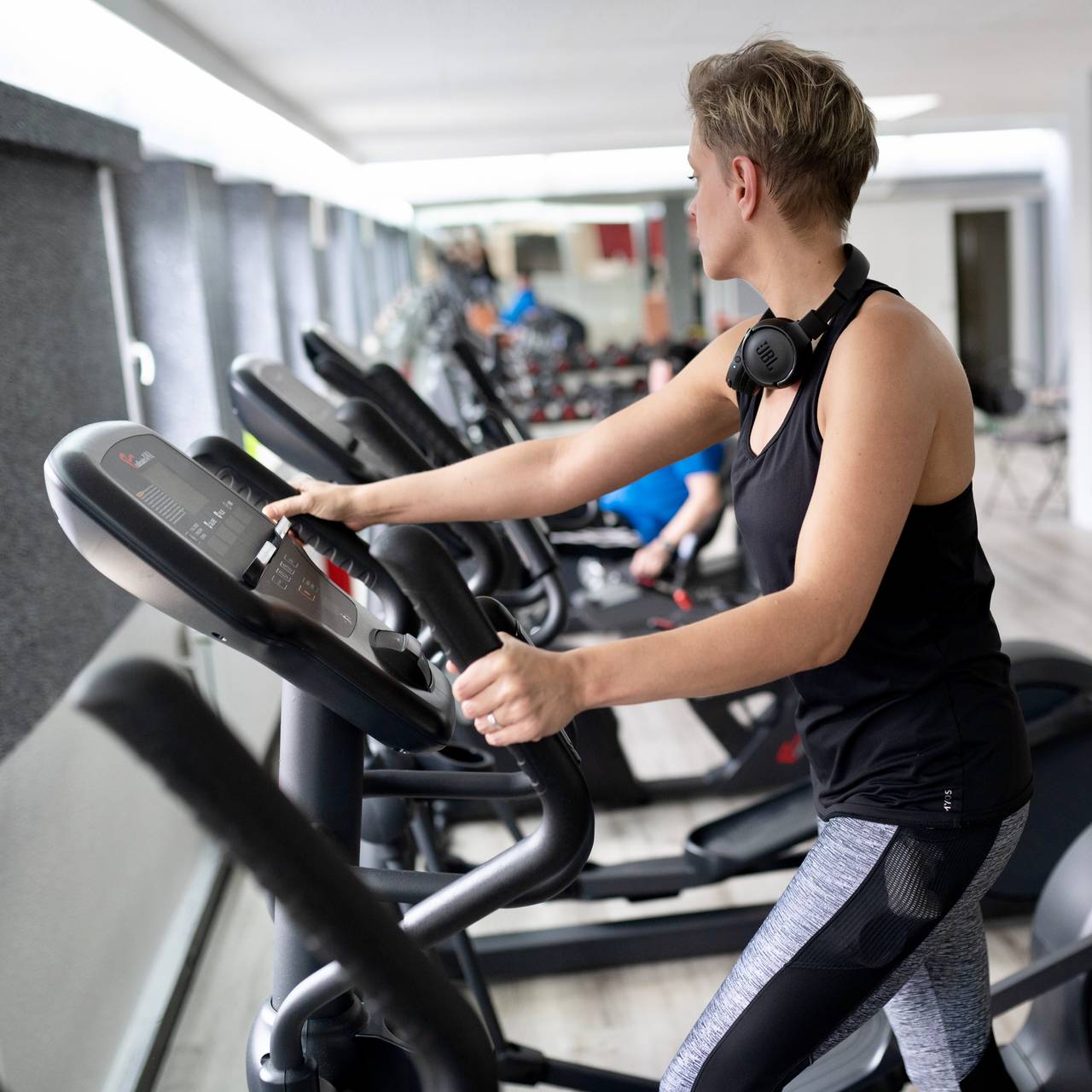 Sabrina trainiert in Gelsenkirchen im Fitness-Studio California