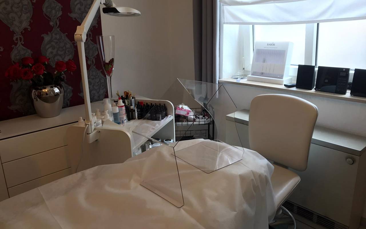 Essen Restaurants Fitness Und Nagelstudios Machen Wieder Auf Radio Essen